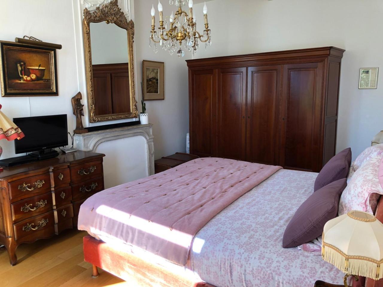 La Closerie D'Azelie Valognes Buitenkant foto